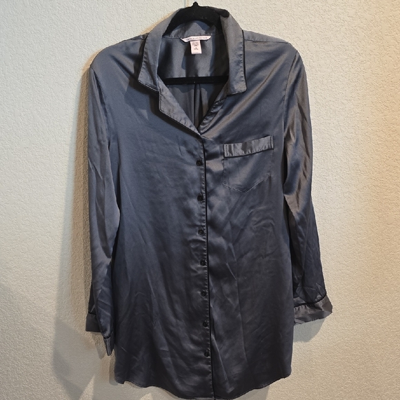 Victoria's Secret Gray Sleep Shirt - Picture 1 of 3
